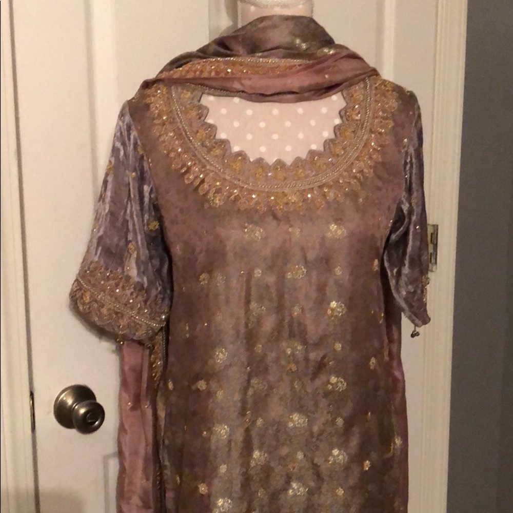 Pakistani /Indian 3 piece suit